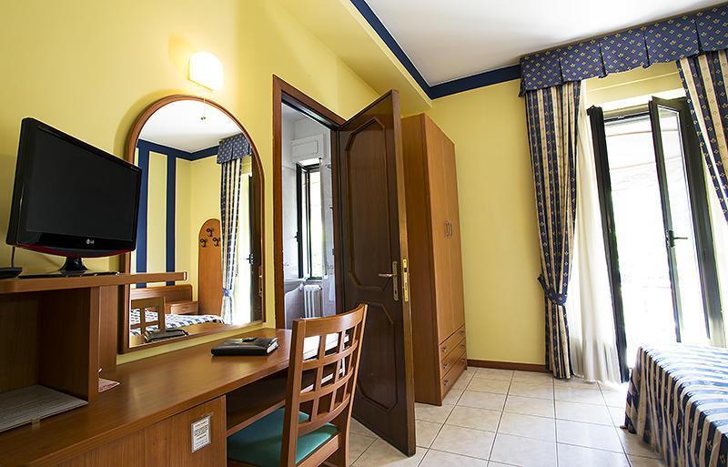 Hotel Ristorante Umbria Орвието Экстерьер фото