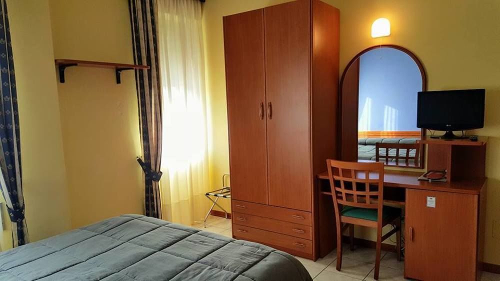 Hotel Ristorante Umbria Орвието Экстерьер фото