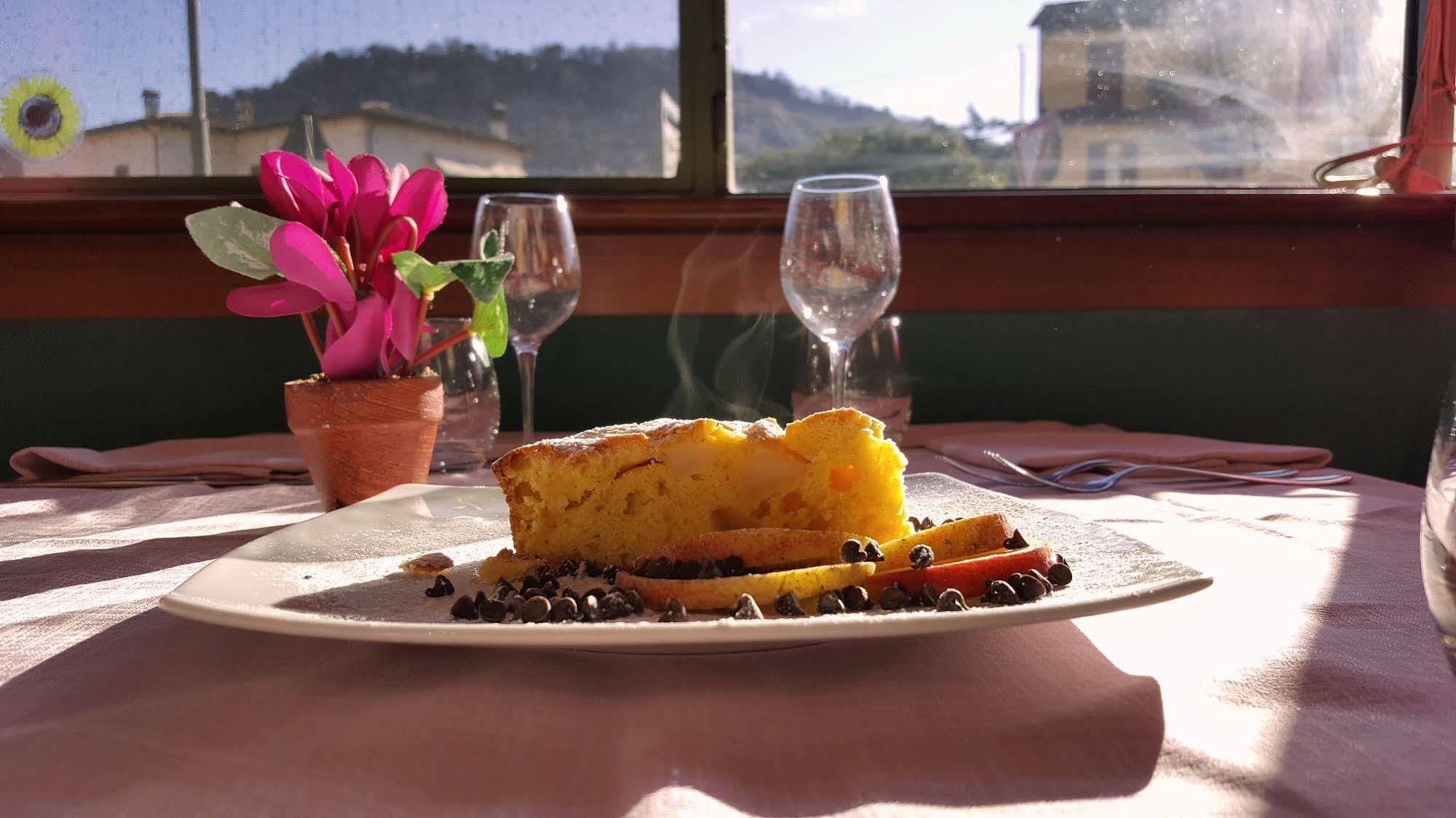 Hotel Ristorante Umbria Орвието Экстерьер фото